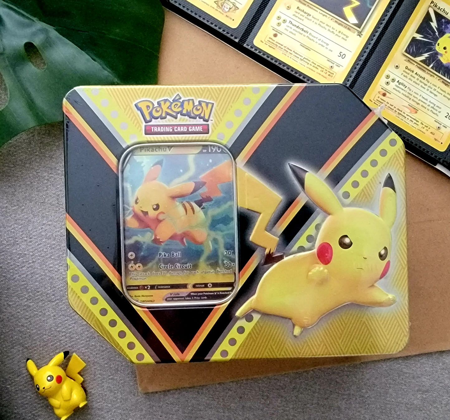 Pokémon TCG: V Powers Tin (Pikachu V)